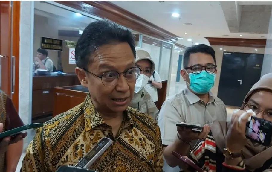 Ahli Metabolik Soal Ukuran Jeans 33-34 dan Pernyataan Menkes