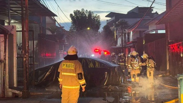 Mobil Listrik BYD Seal Terbakar di Jakarta Ini Penyebabnya