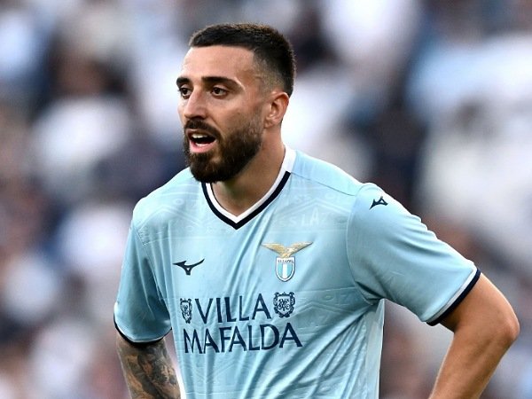 Chelsea Siap Bayar Rp600 Miliar untuk Bek Lazio