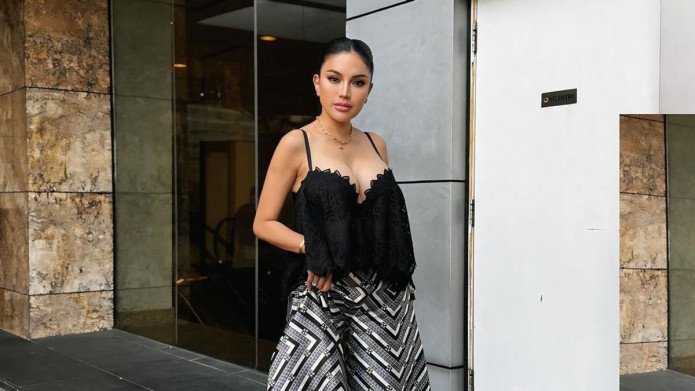 Sidang Gugatan Nikita Mirzani Ditunda